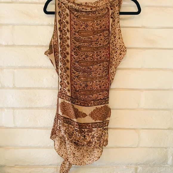 Sheer sleeveless wrap top - Picture 3 of 3